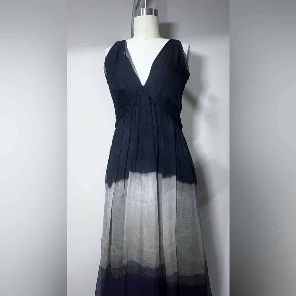 Vera Wang dress size 4